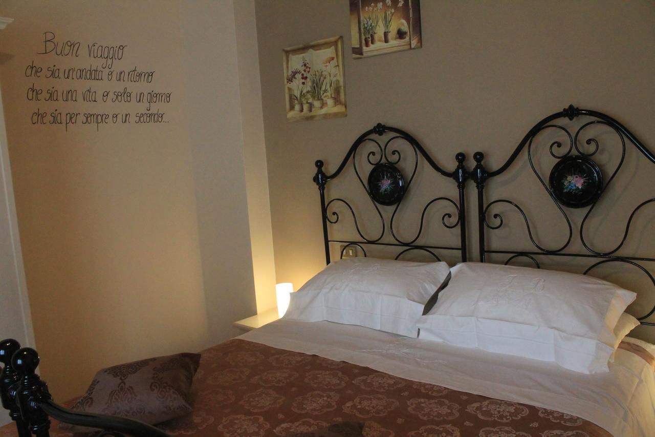 B&B A Casa Di Nonna Massa d'Albe Exteriér fotografie